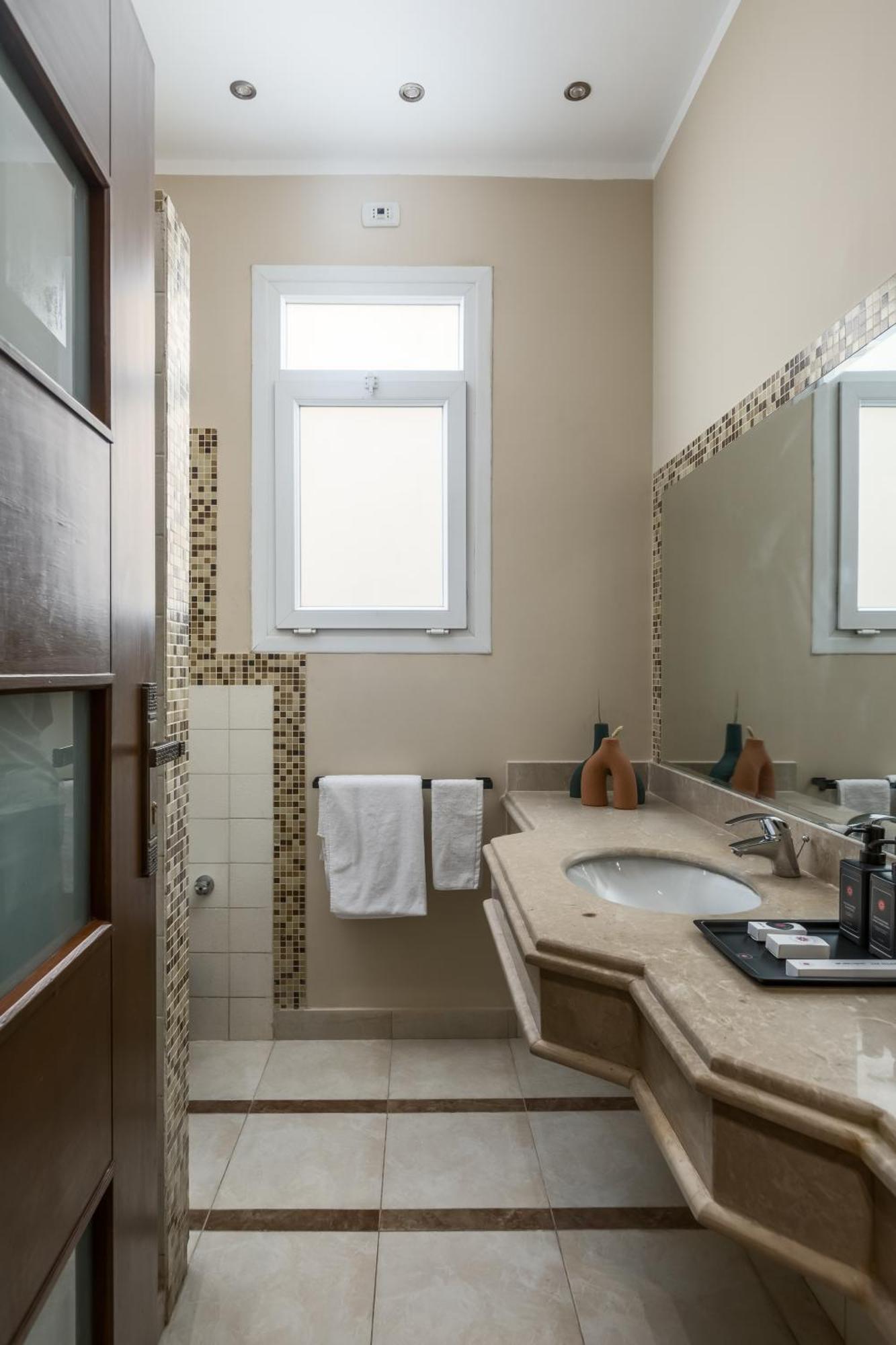 Livingville The Two-fifty Aparthotel Cairo